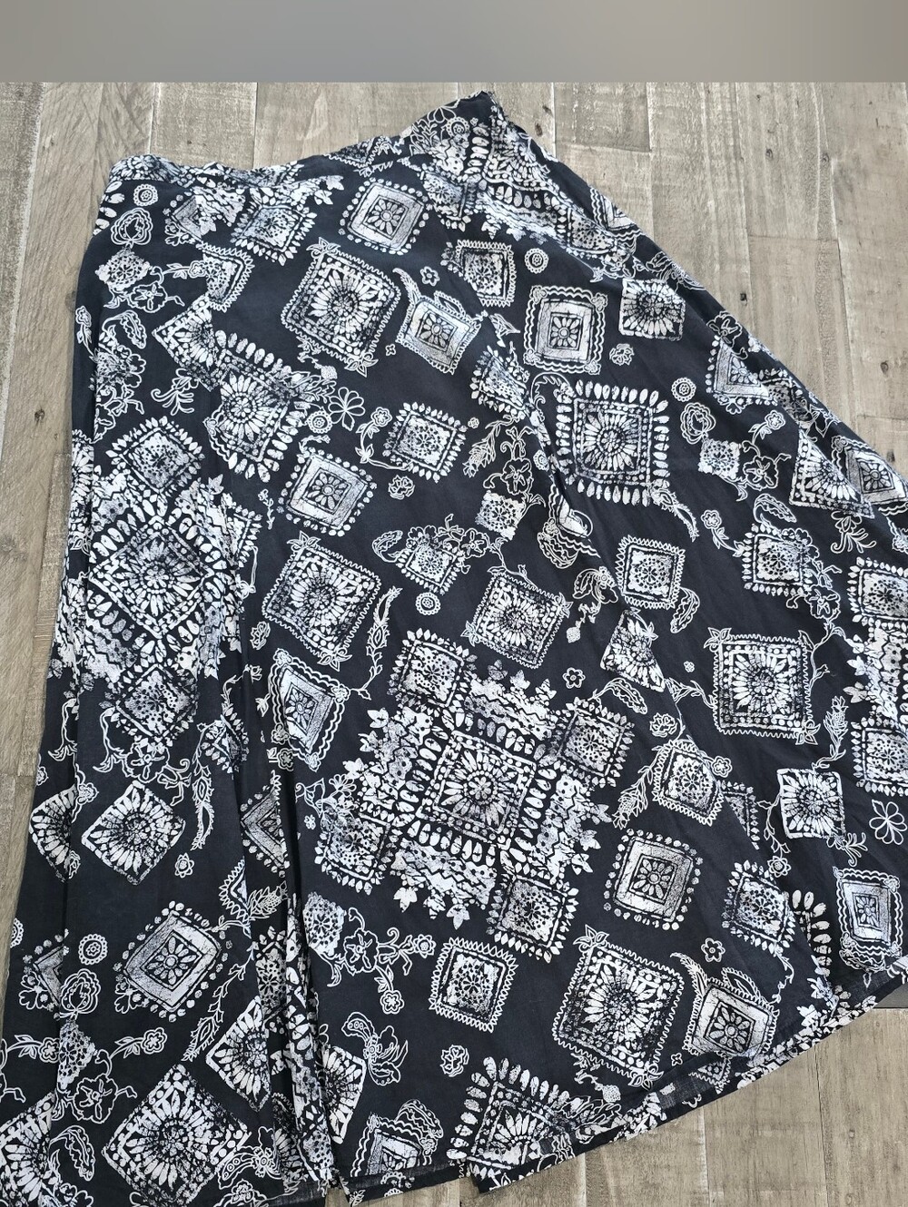 Coldwater Creek Black and White Pattern Midi Skirt | Size Petite Small PS
